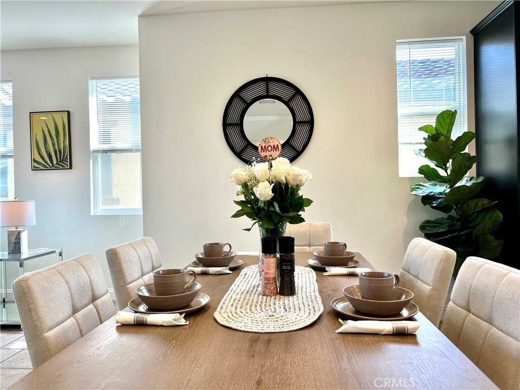 1207 Alpine Cir - Photo 2 of 38