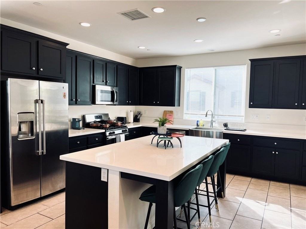 1207 Alpine Cir - Photo 3 of 38