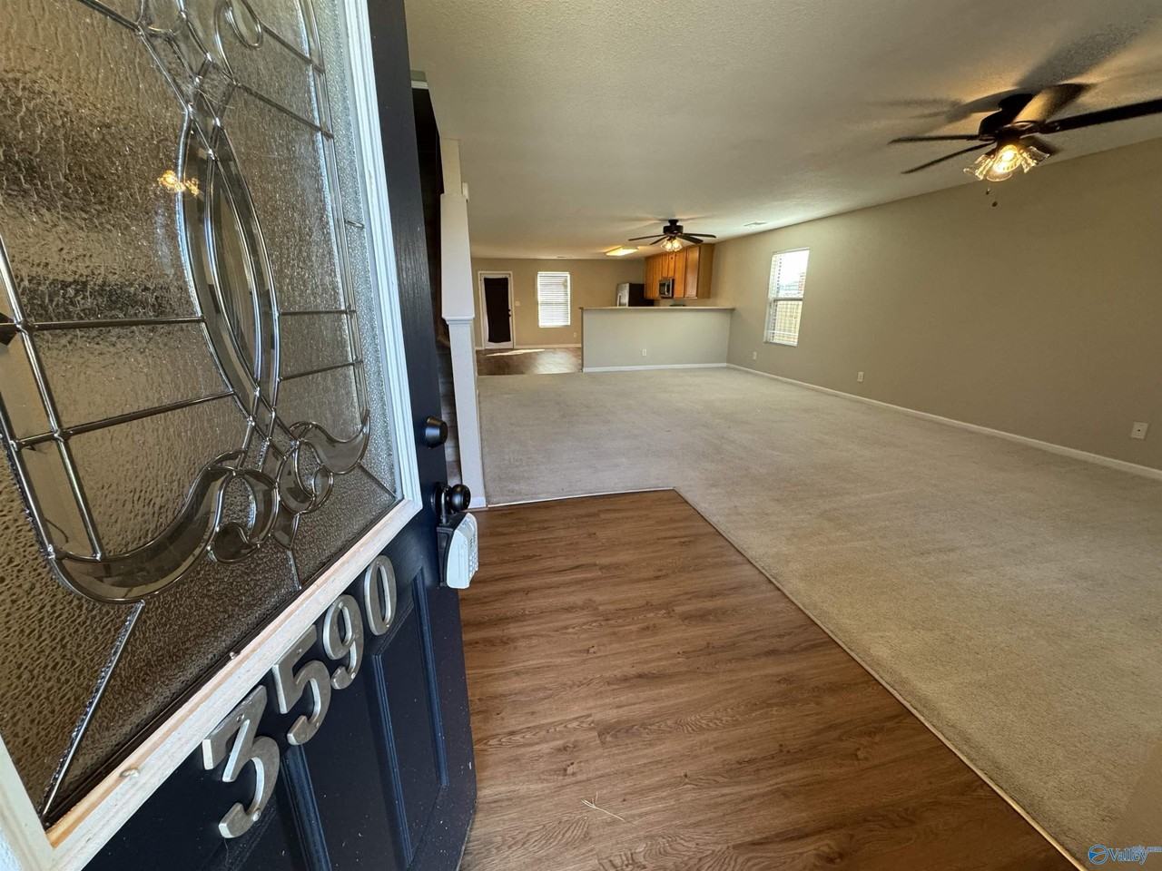 3590 Avalon Lake Dr - Photo 3 of 31