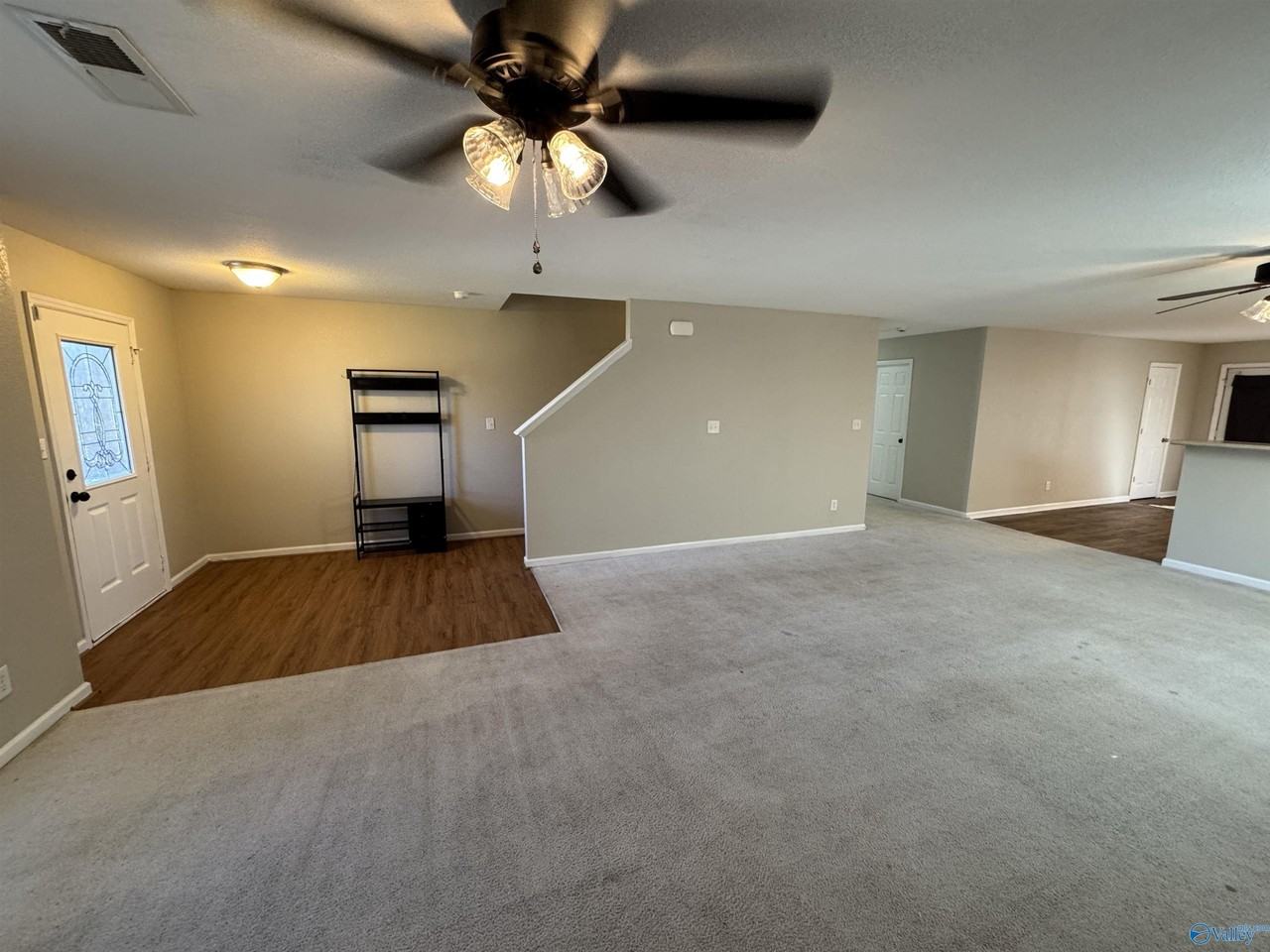 3590 Avalon Lake Dr - Photo 7 of 31