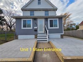 featured image of 3658 W 58th St