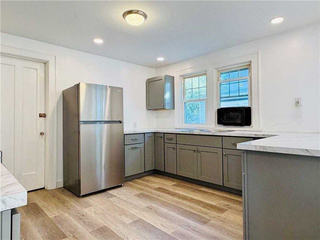 34 Terrace Park - Photo 2 of 19