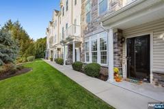 5 Clover Lane - Photo 1 of 1