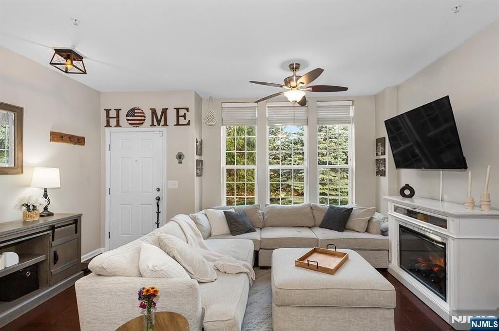 5 Clover Lane - Photo 6 of 39