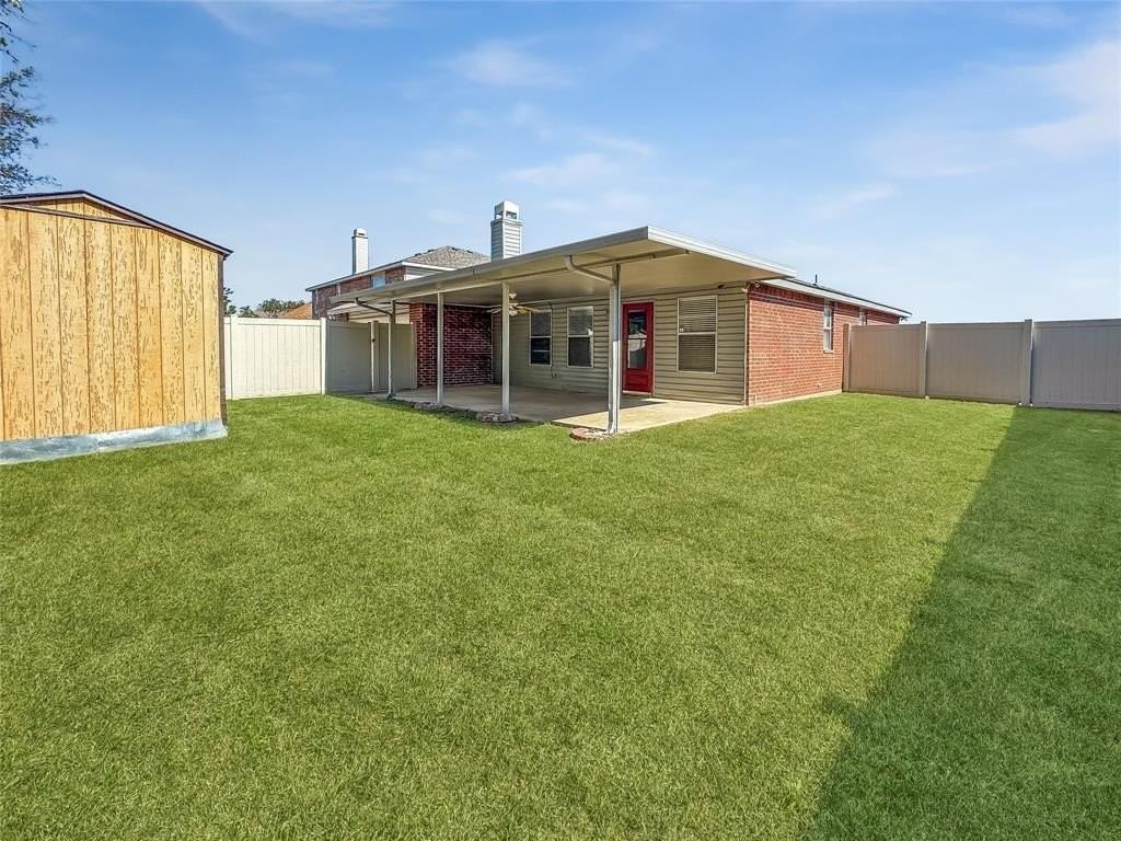 732 Meandering Dr - Photo 2 of 10