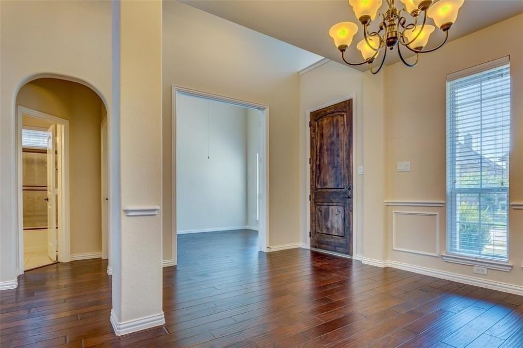 1180 Ranch Gate Ln - Photo 3 of 40