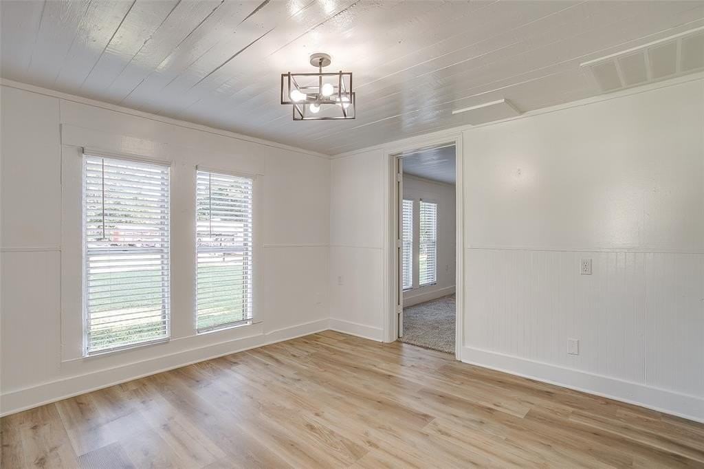 707 Harrel Avenue - Photo 5 of 16