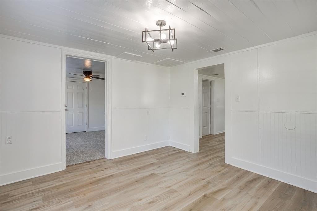 707 Harrel Avenue - Photo 6 of 16