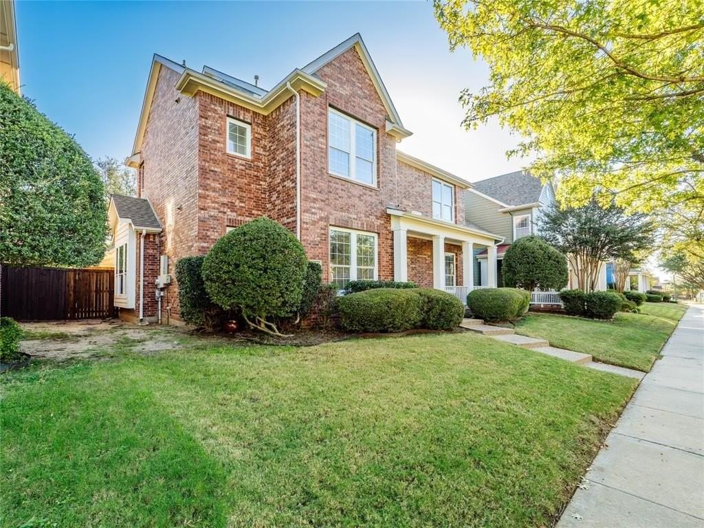 1732 Auburn Drive - Photo 3 of 40