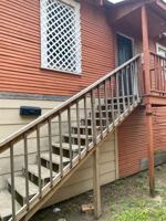 featured image of 256 E 75th St