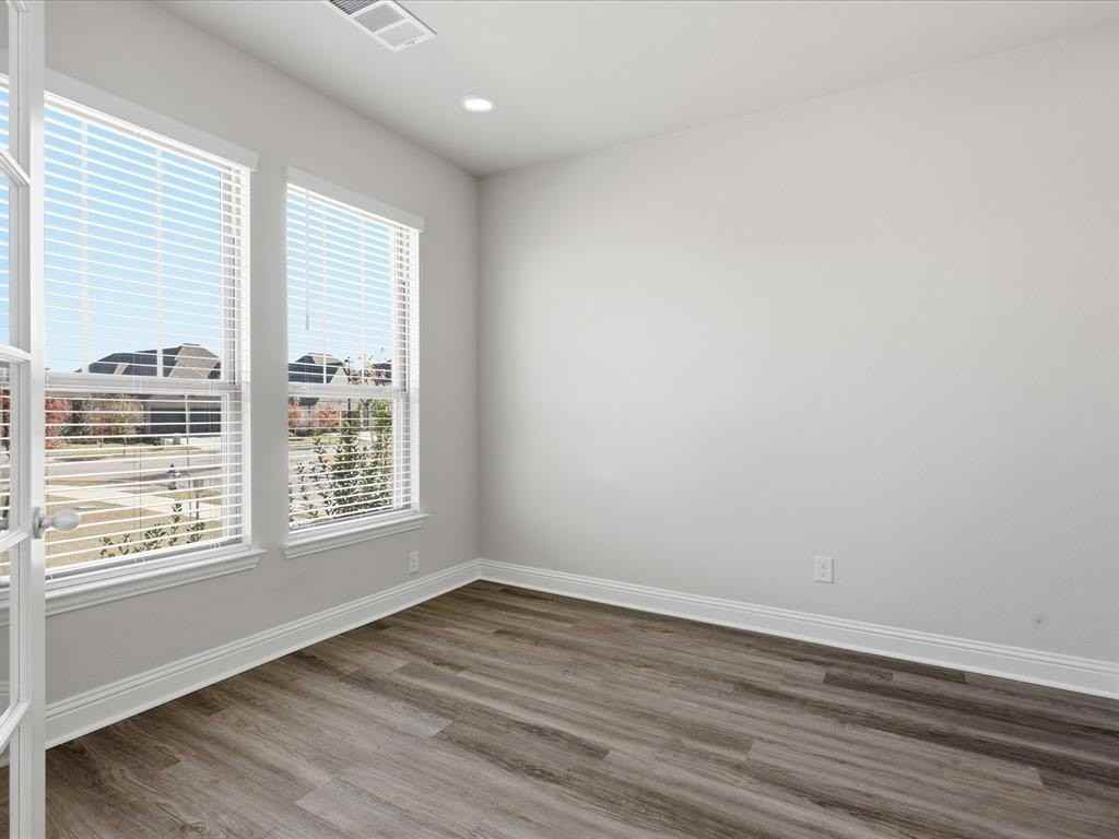 2620 Fargo Pl - Photo 2 of 30