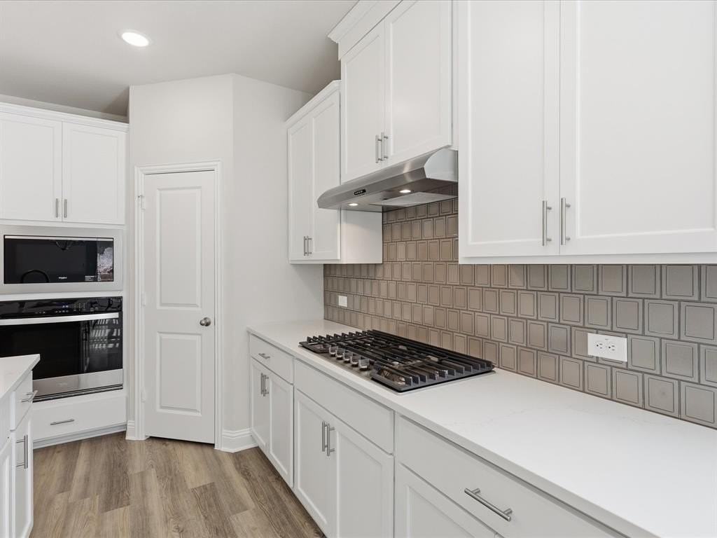 2620 Fargo Pl - Photo 7 of 30