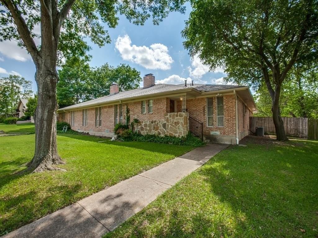 2627 Forest Grove Dr