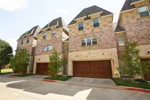 featured image of 2700 Club Ridge Dr #34