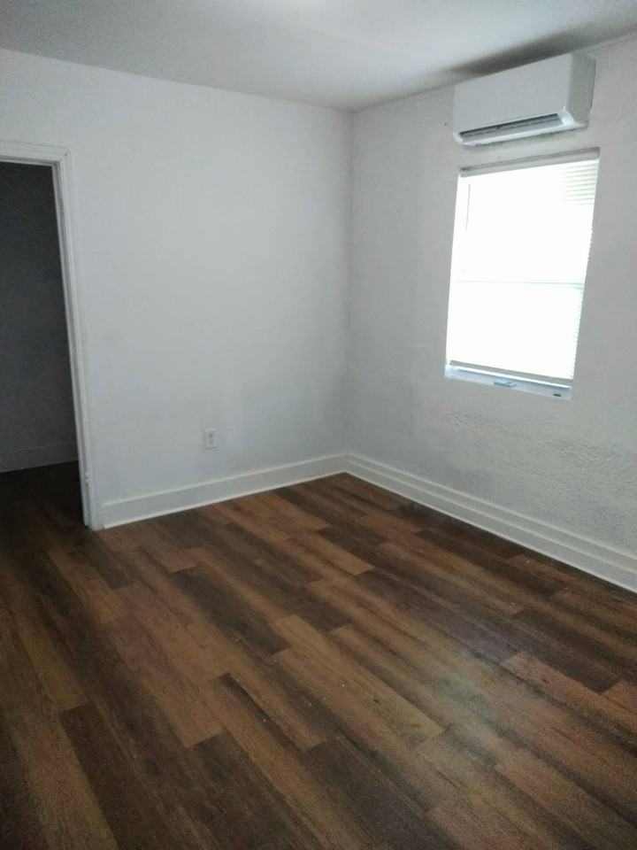 614 1st St S - Photo 5 of 7