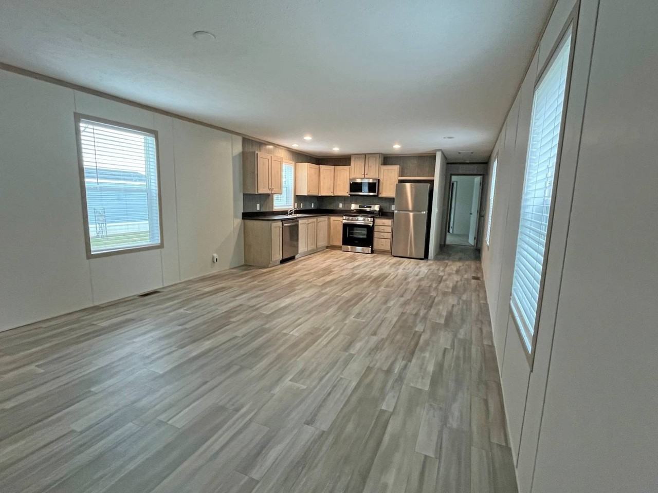 2404 N 8th St #89 - Photo 2 of 14