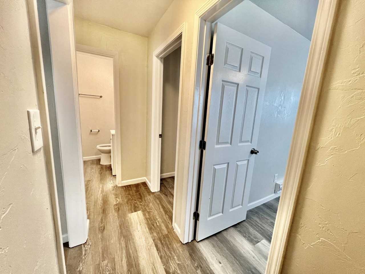 3500 Sw 29th Pl #4 - Photo 7 of 26