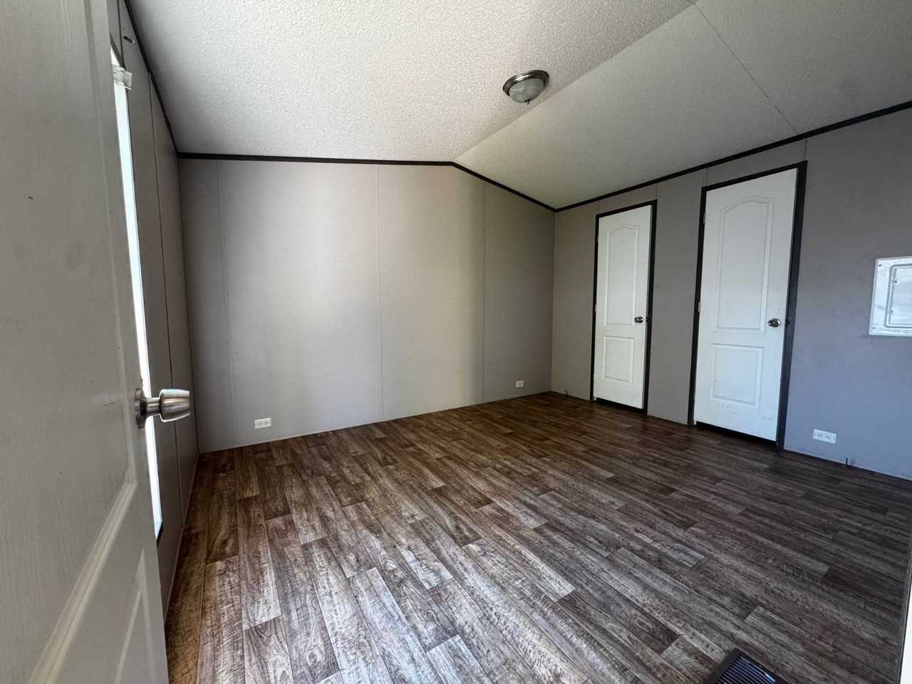 7650 W Us Highway 90 #201 - Photo 6 of 14