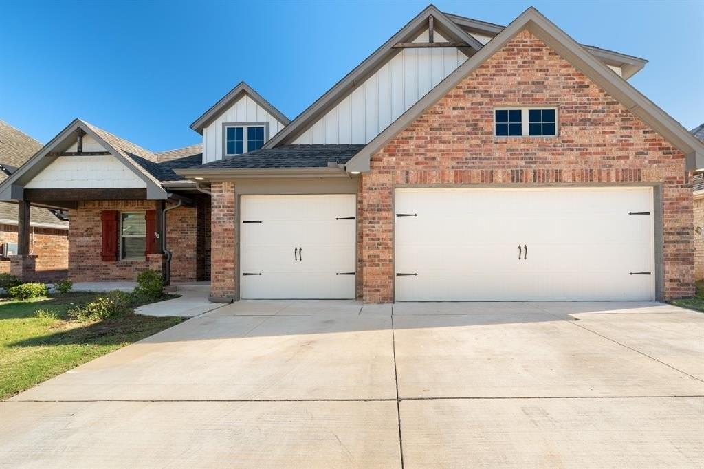 800 Cassandra Ln - Photo 2 of 25