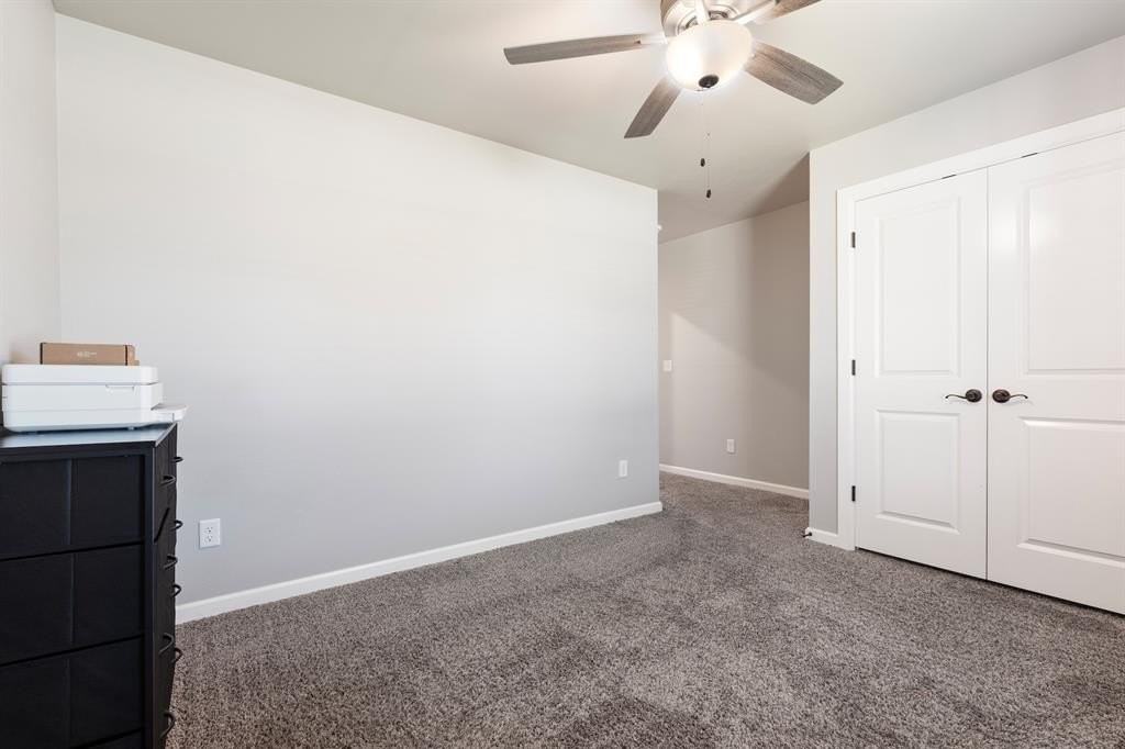 800 Cassandra Ln - Photo 6 of 25