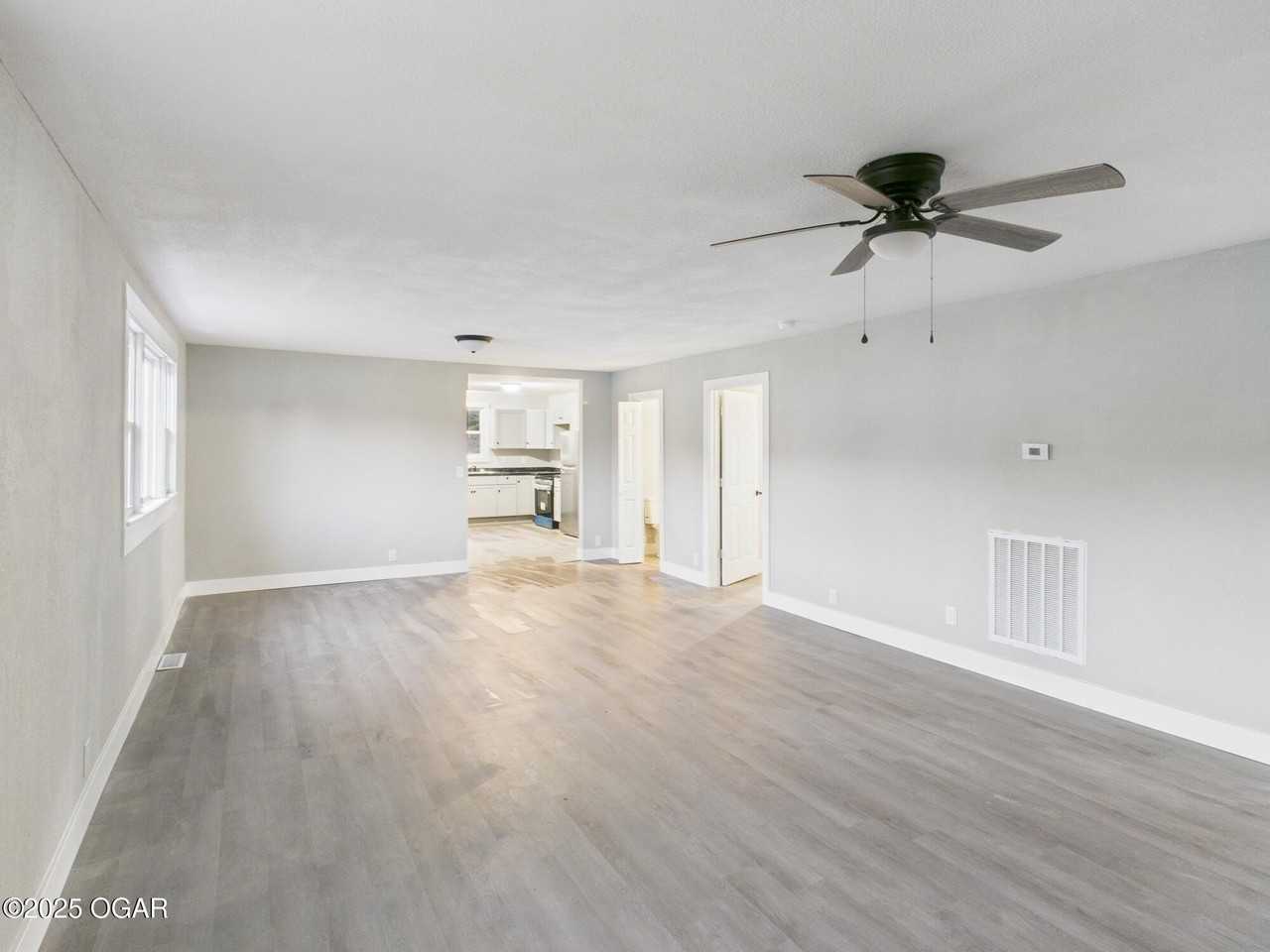 3802 Wisconsin Avenue #7 - Photo 3 of 22