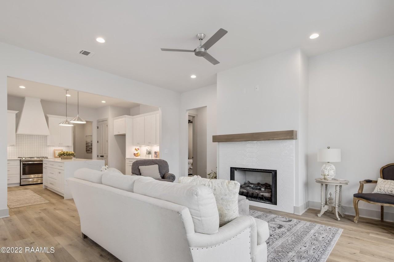 103 Wishing Well Dr - Photo 4 of 26