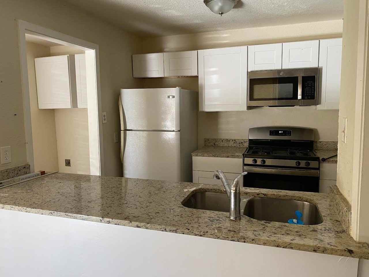 5105 Willie St - Photo 2 of 12