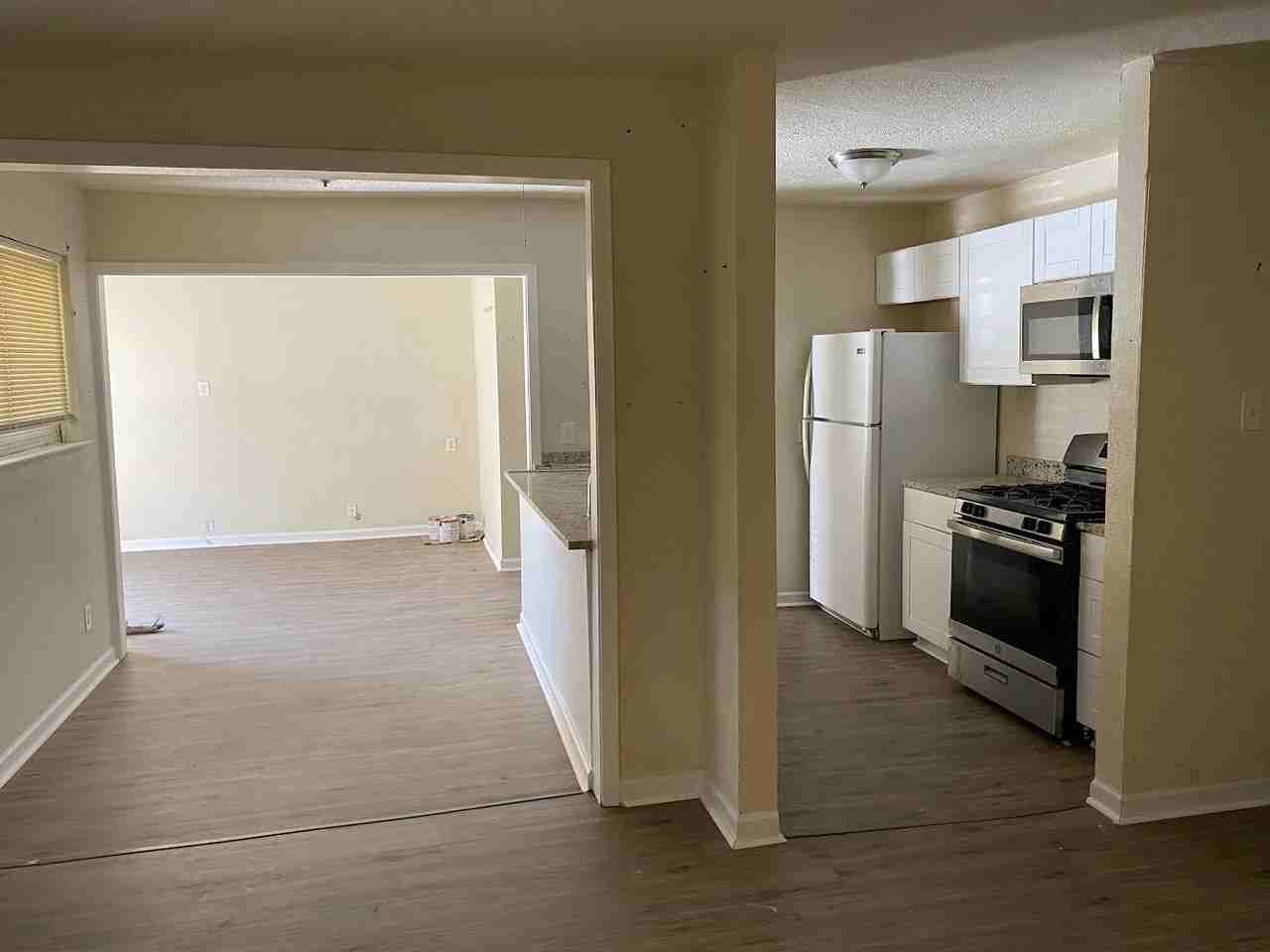 5105 Willie St - Photo 3 of 12