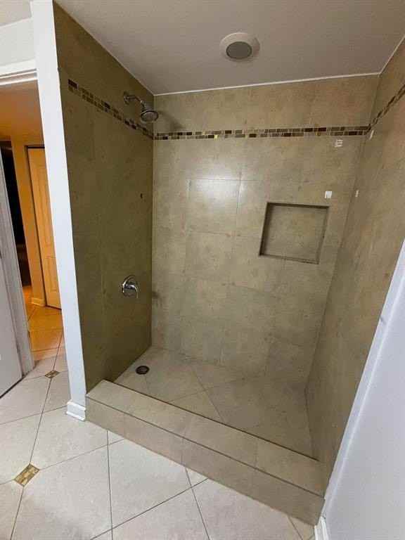 8851 N New River Canal Rd #1E - Photo 5 of 11