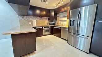 8709 Nw 57th Dr - Photo 1 of 1