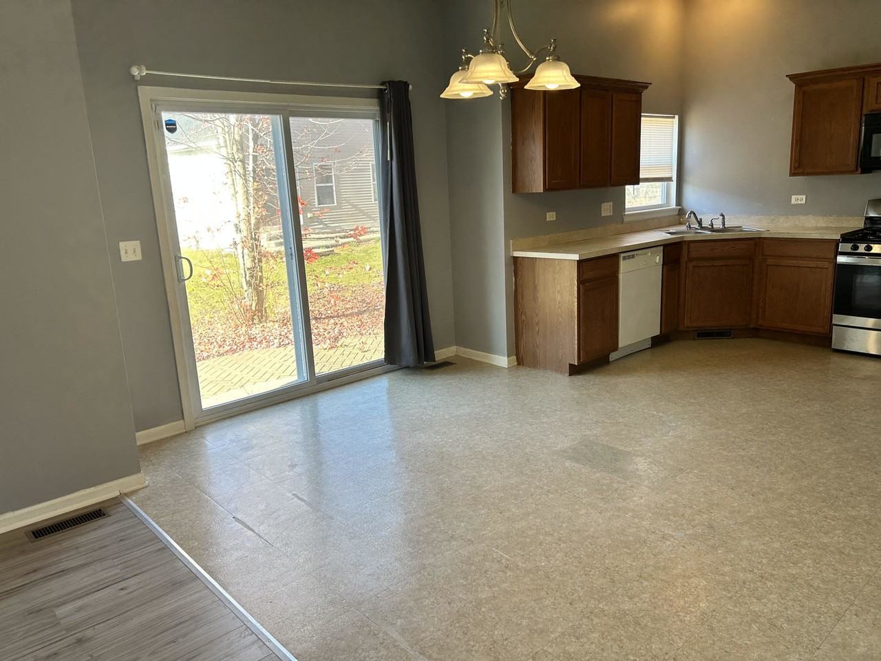 2643 Pecos Circle - Photo 6 of 17