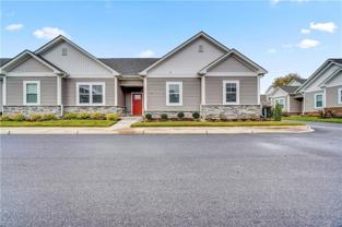 1005 Diamond Way #B - Photo 1 of 1