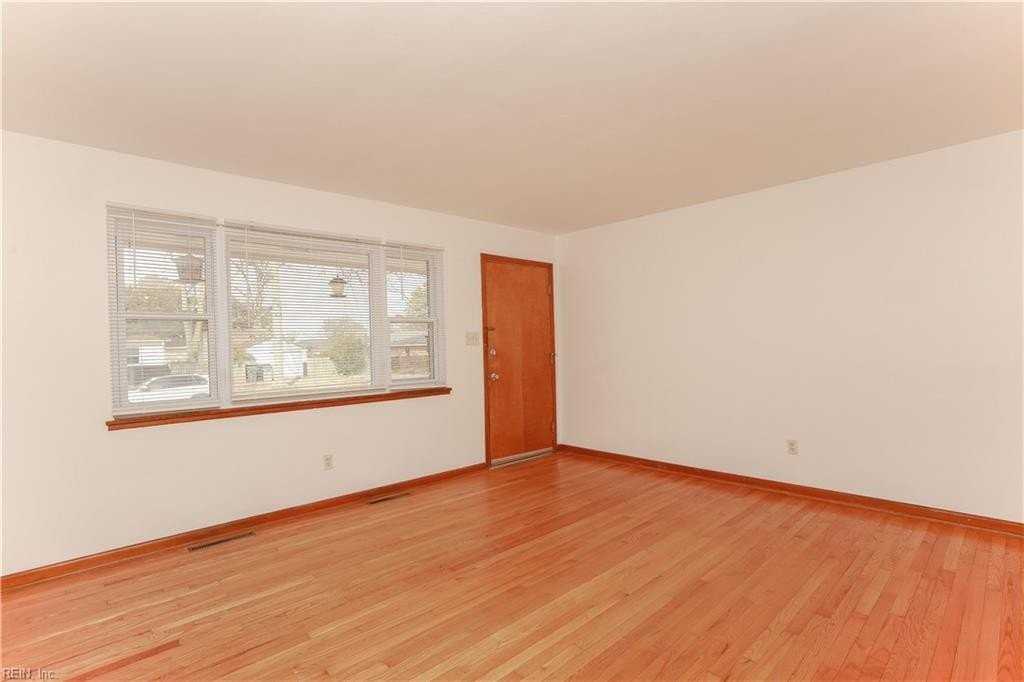 2 Polaris St #A - Photo 3 of 28