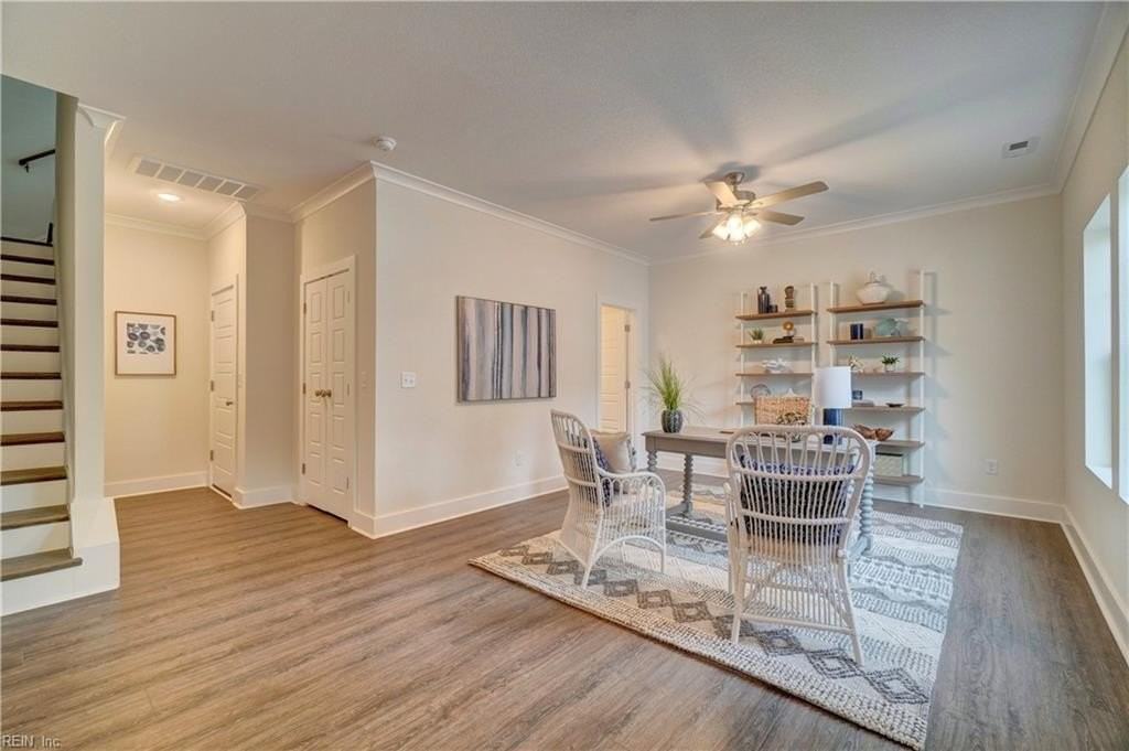 2919 Pretty Lake Ave - Photo 3 of 35