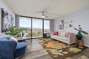 featured image of 98-500 Koauka Loop