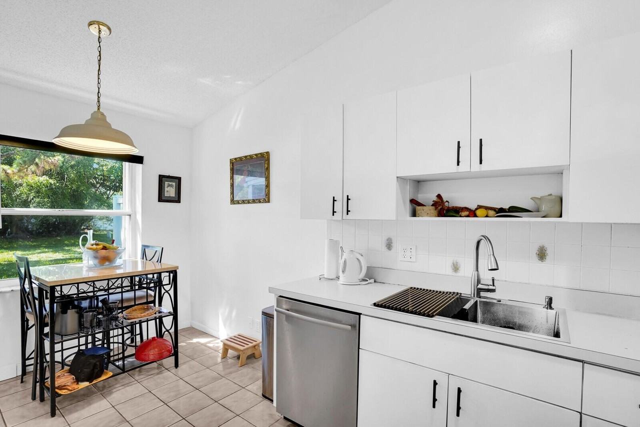 3520 Westminster Dr - Photo 7 of 21