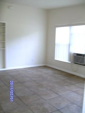 1056 County Rd 419 - Photo 3 of 11