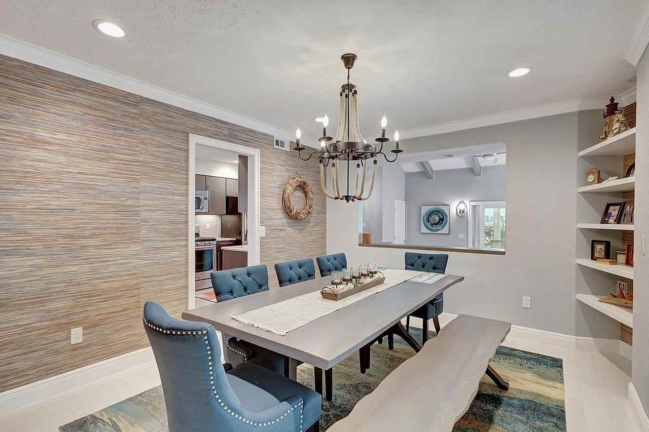 3271 Southeast Court Drive - Photo 7 of 50