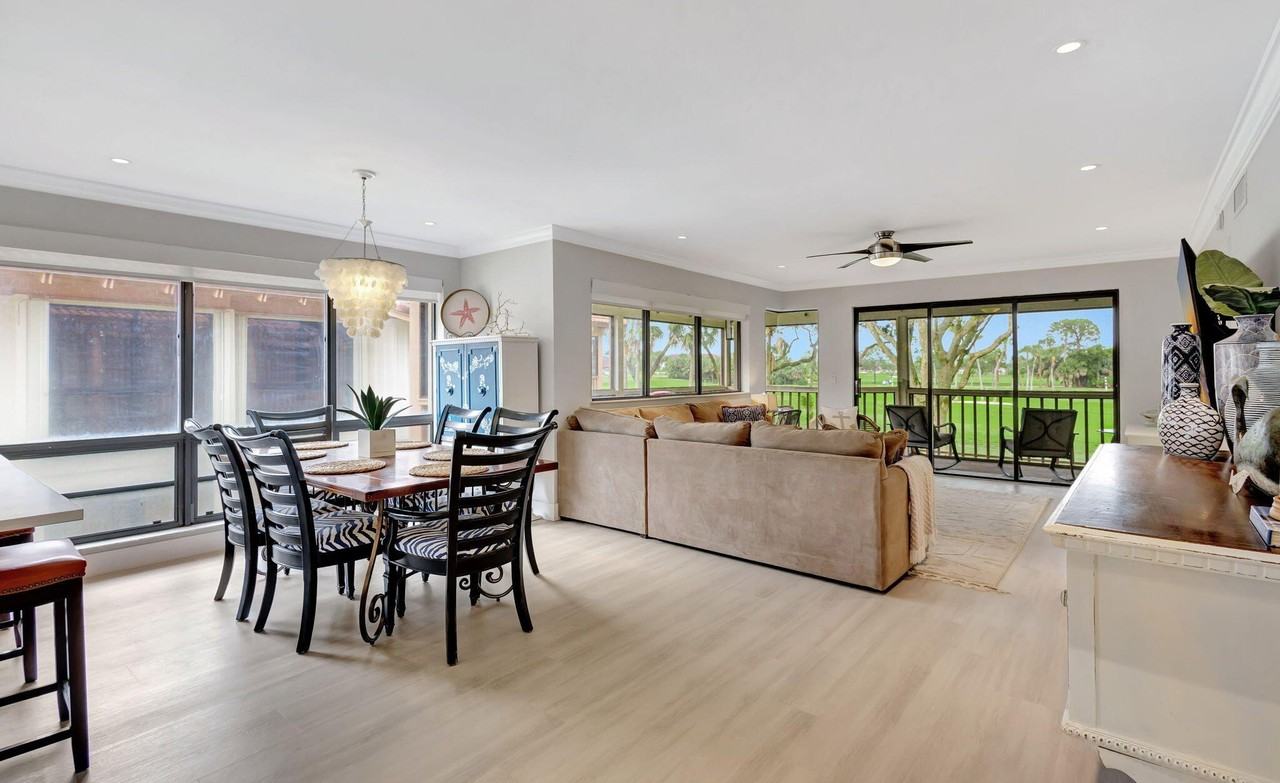 438 438 S Brackenwood Lane S - Photo 3 of 48