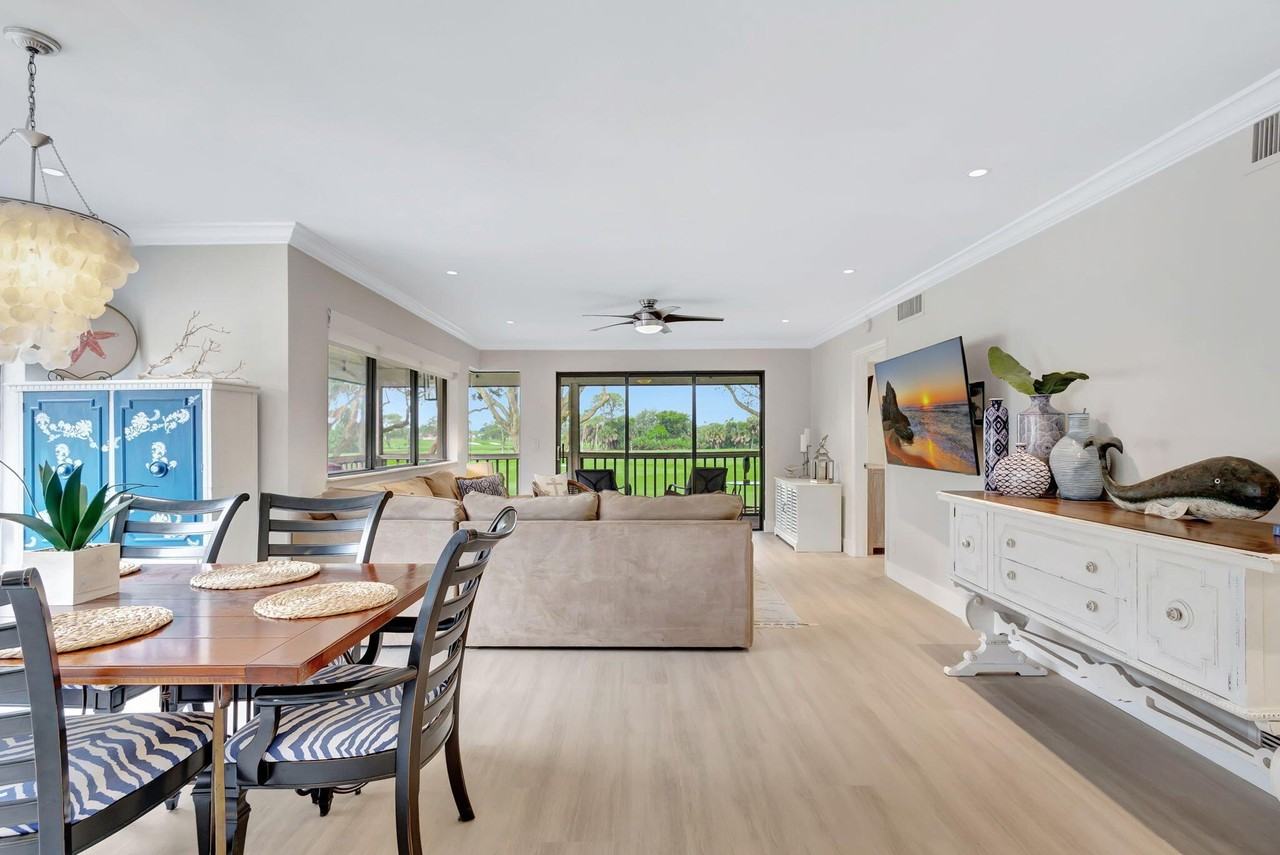 438 438 S Brackenwood Lane S - Photo 4 of 48