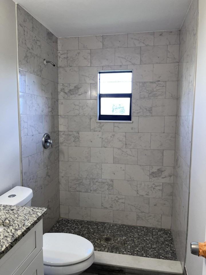 8760 Lyndall Ln - Photo 6 of 29