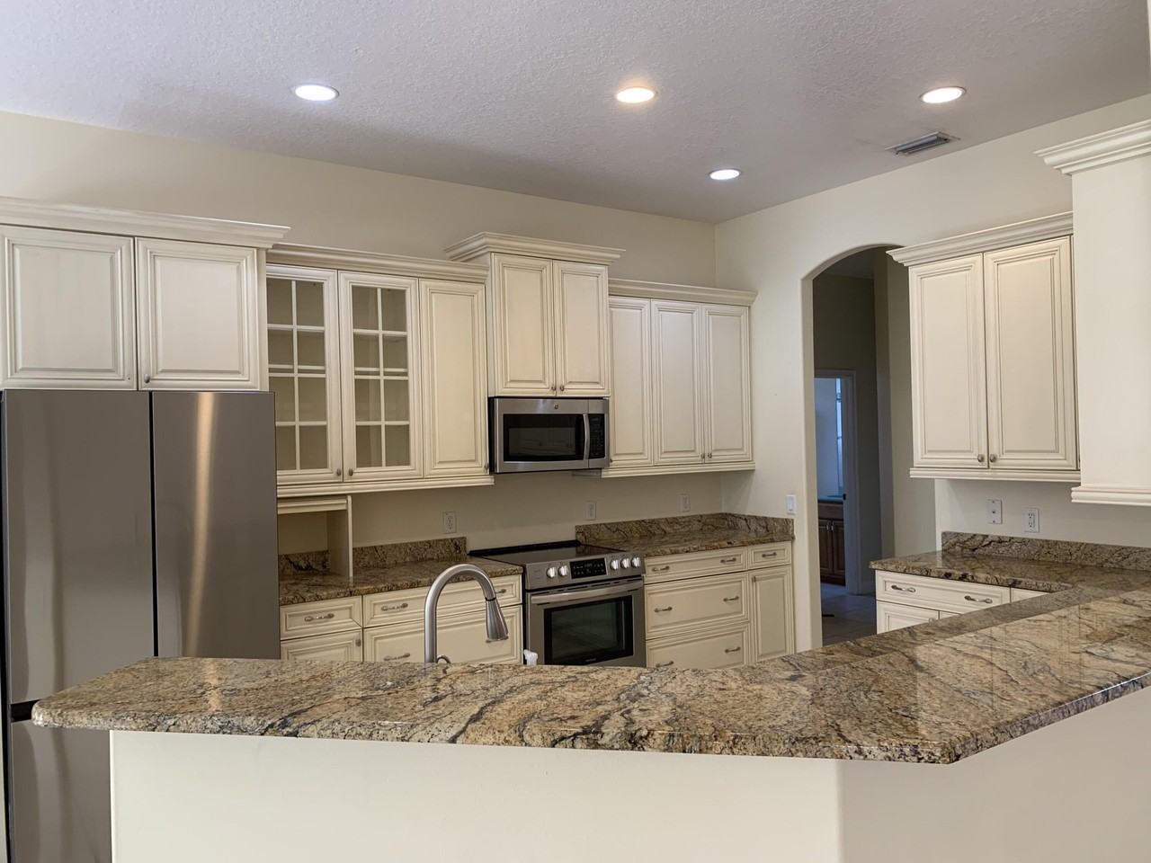 808 Aquarina Blvd - Photo 3 of 23