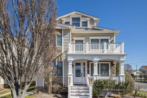 featured image of 7611 Ventnor Ave