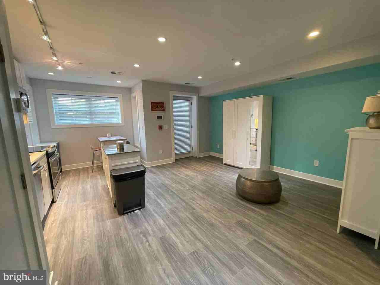 1209 G St Se Unit 2 #2 - Photo 2 of 15