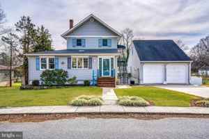 featured image of 427 Greenwood Rd 1st Fl #1stFL