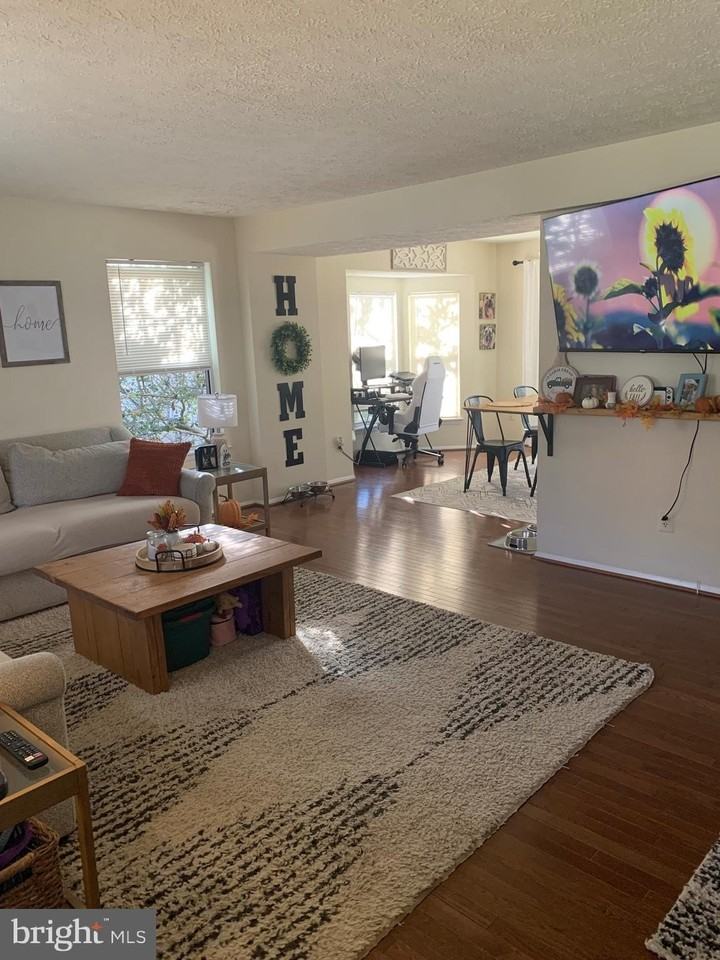 3508 Cokesbury Ct - Photo 3 of 13