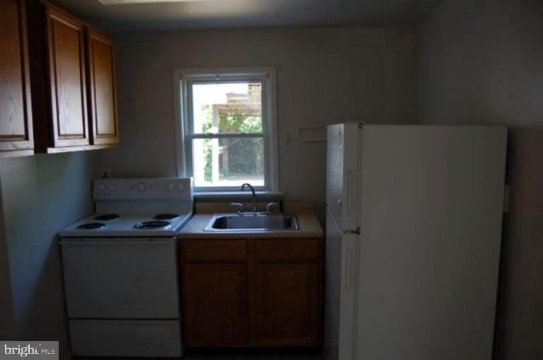 2 Spruce Ln - Photo 4 of 7