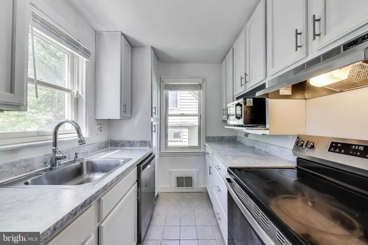 4600 Jones Bridge Rd - Photo 3 of 38