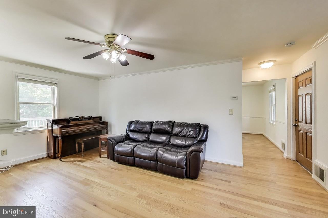 4600 Jones Bridge Rd - Photo 5 of 38