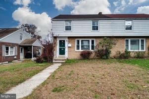 featured image of 117 E Broad St